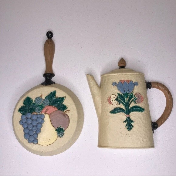 Vintage Floral Coffee Pot Fruit Frying Pan Wall Hangers Made In USA MCMXCV 1995 - Picture 13 of 13